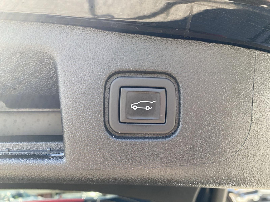 Certified 2024 Chevrolet Blazer EV RS AWD/4WD image 43