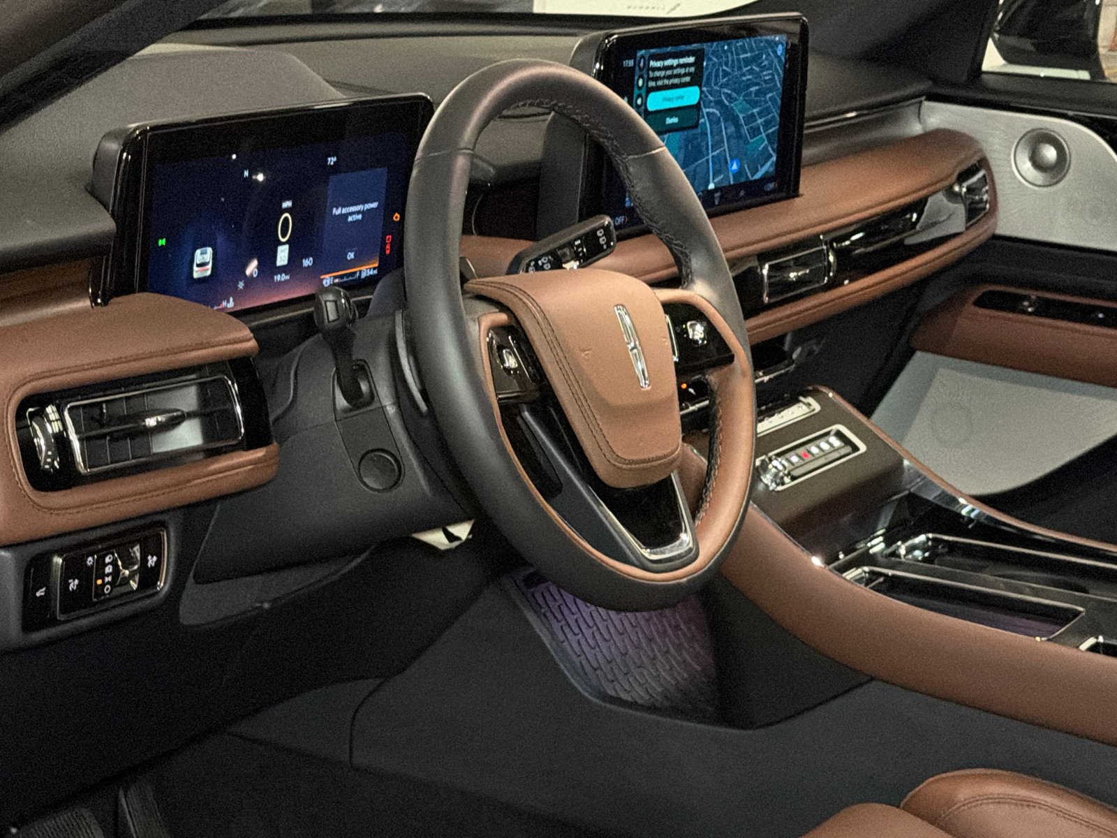 New 2027 Lincoln Aviator Reserve AWD/4WD image 16