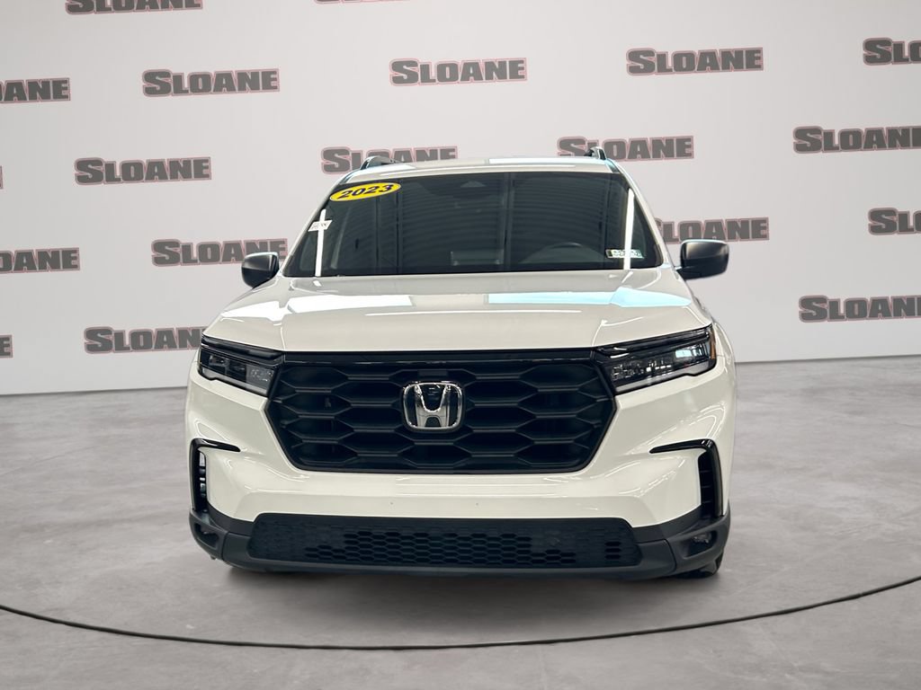 Certified 2023 Honda Pilot Sport image 8