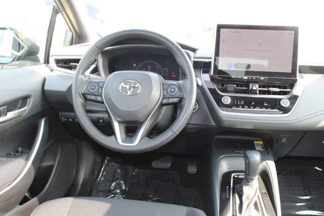 Used 2025 Toyota Corolla SE w/ SE Premium Package image 14
