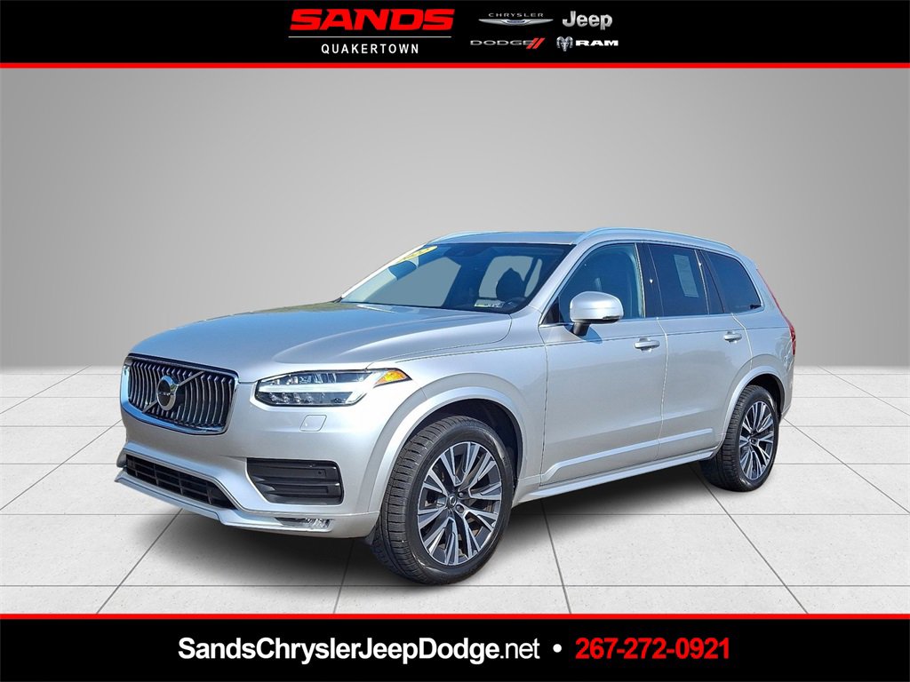 Used 2022 Volvo XC90 T6 Momentum w/ Climate Package