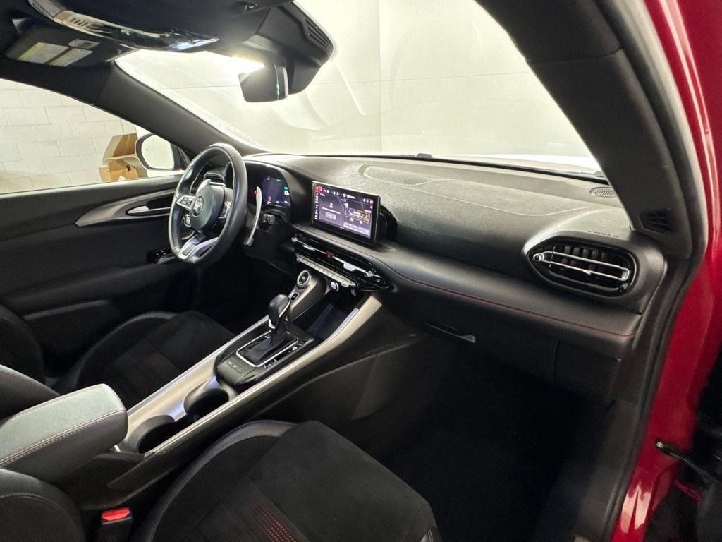Used 2024 Dodge Hornet R/T Plus AWD/4WD image 46