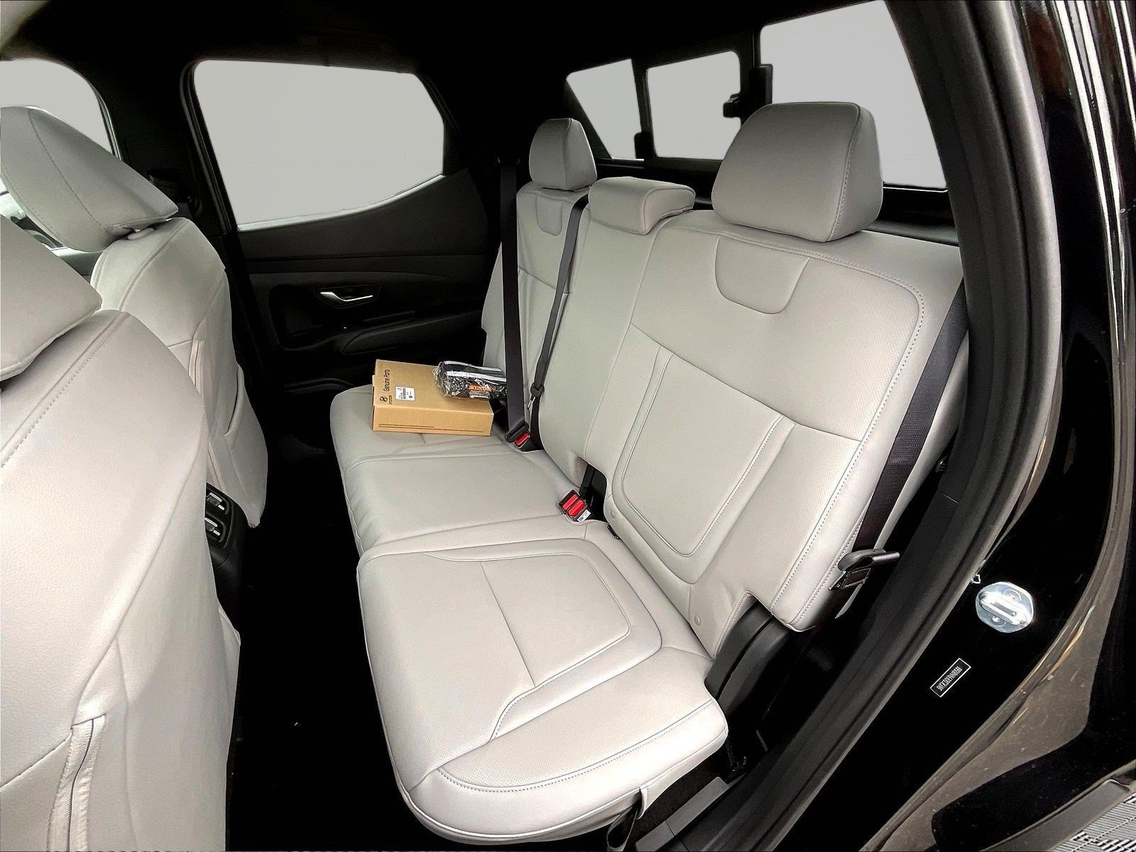 New 2027 Hyundai Santa Cruz SEL AWD/4WD image 18
