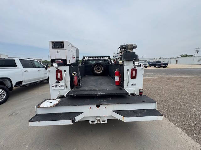 Used 2023 Chevrolet Silverado 3500 W/T w/ WT Fleet Convenience Package AWD/4WD image 9