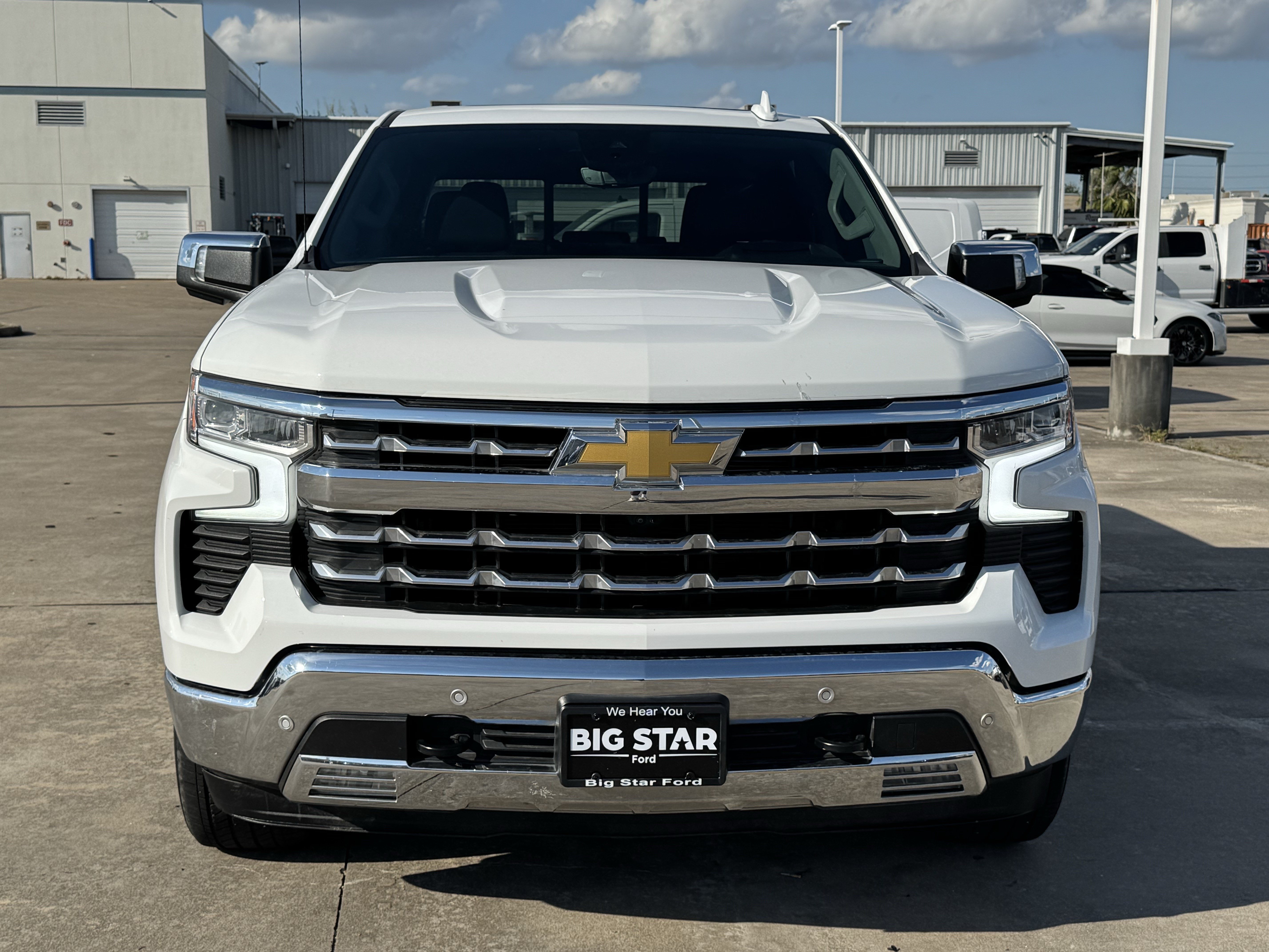 Used 2024 Chevrolet Silverado 1500 LTZ w/ LTZ Premium Texas Edition RWD image 11