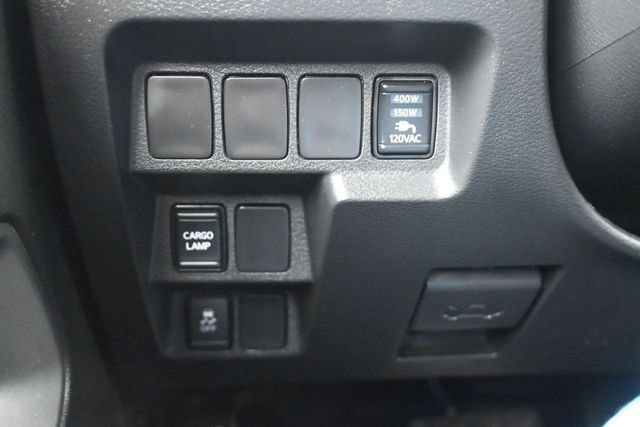Used 2024 Nissan Frontier SV RWD image 26