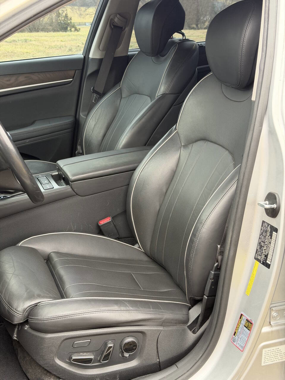 Used 2015 Hyundai Genesis 5.0 image 13