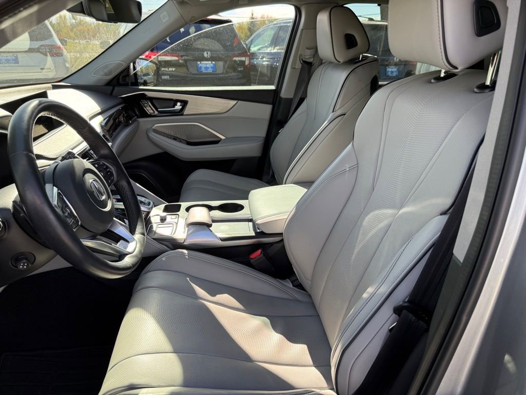 Used 2023 Acura MDX SH-AWD w/ Advance Package image 12