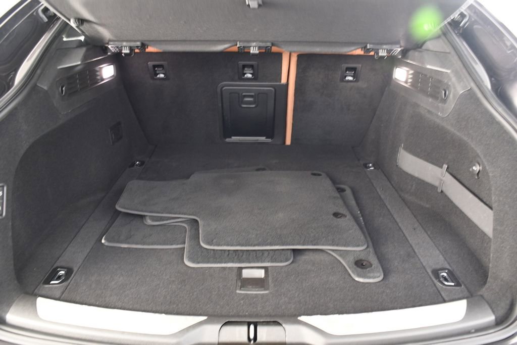 Used 2021 Maserati Levante S image 24
