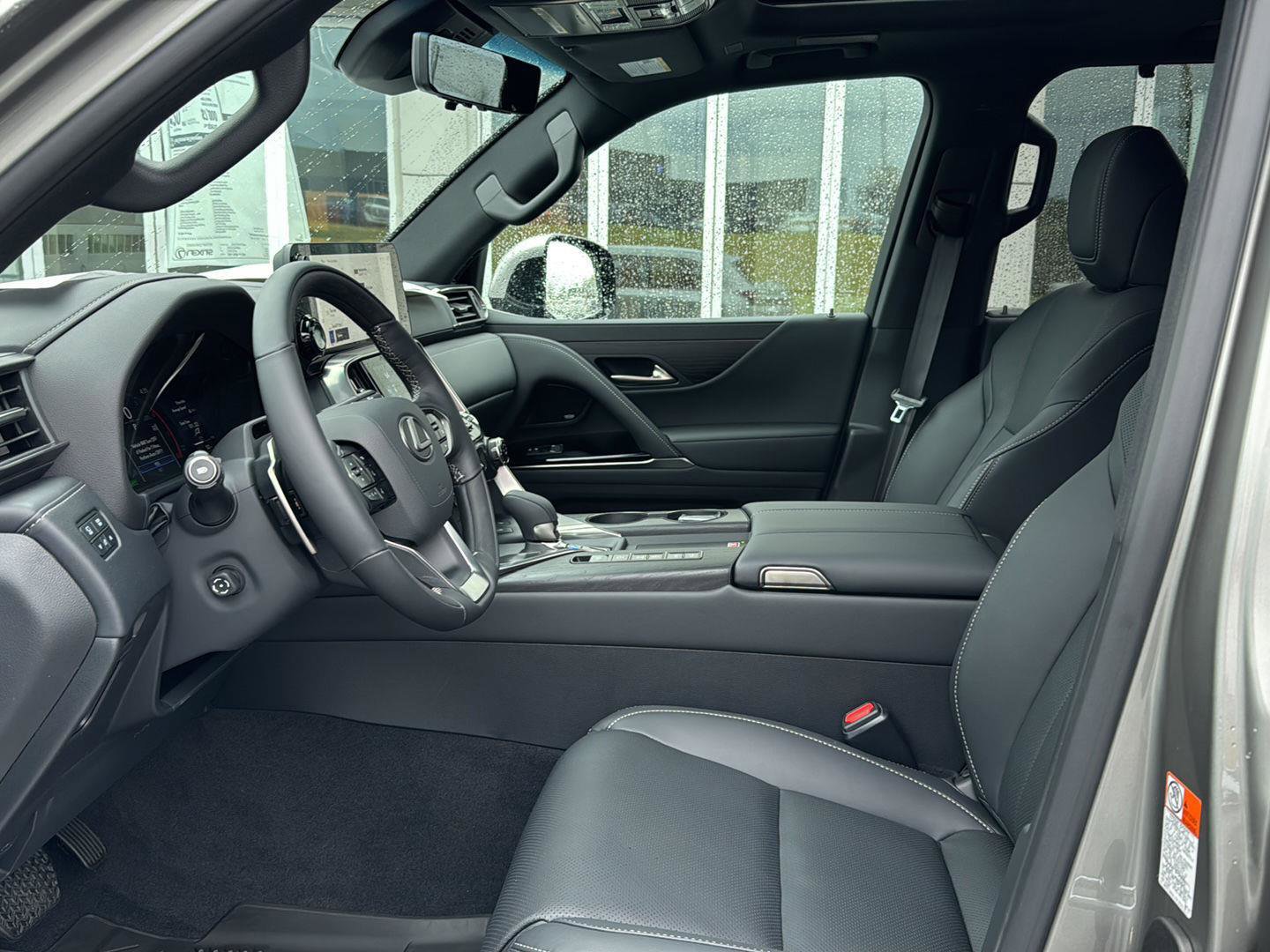 New 2026 Lexus LX 700h Luxury AWD/4WD image 8