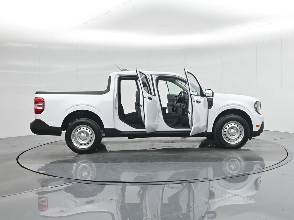 New 2026 Ford Maverick XL image 4