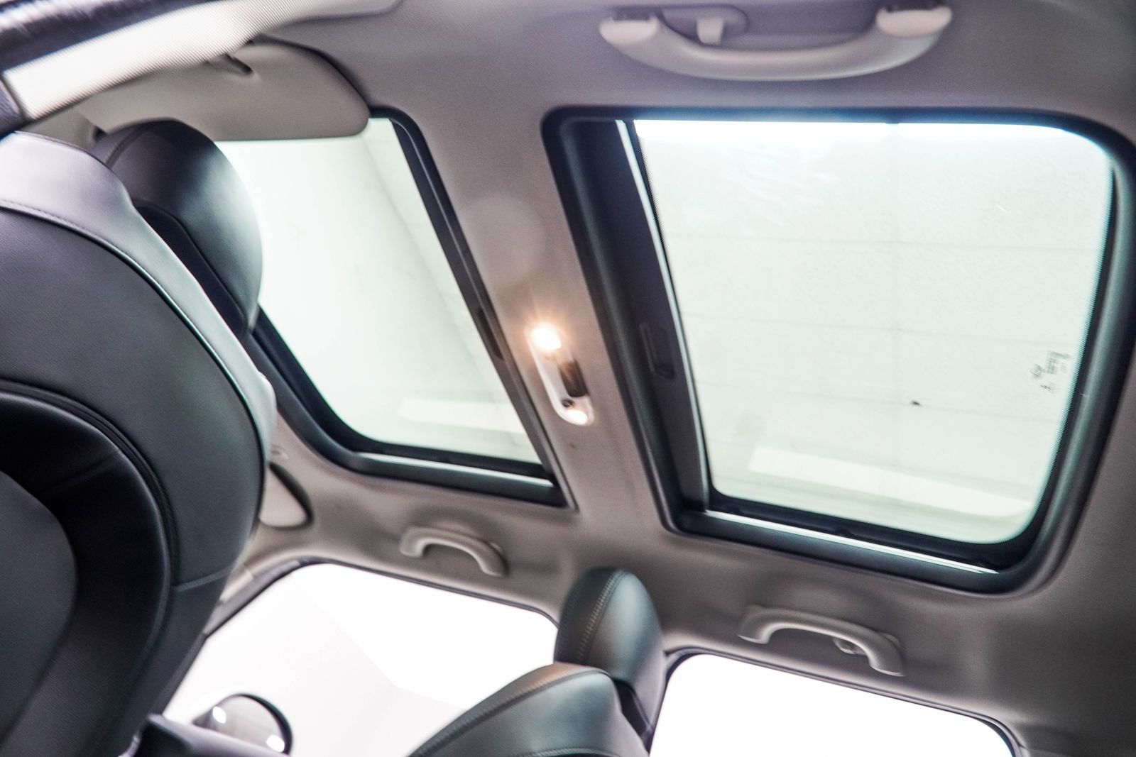 Used 2019 MINI Cooper S image 38