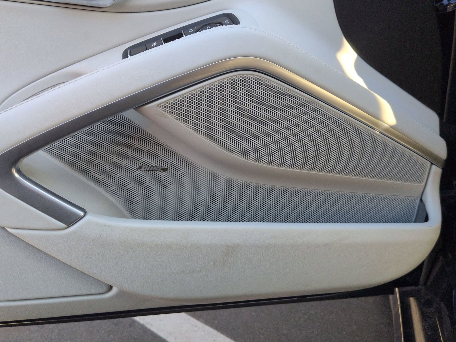 Certified 2025 Porsche 718 Cayman image 15