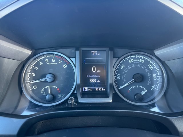 Used 2023 Toyota Tacoma TRD Off-Road w/ TRD Premium Off Road Package image 29
