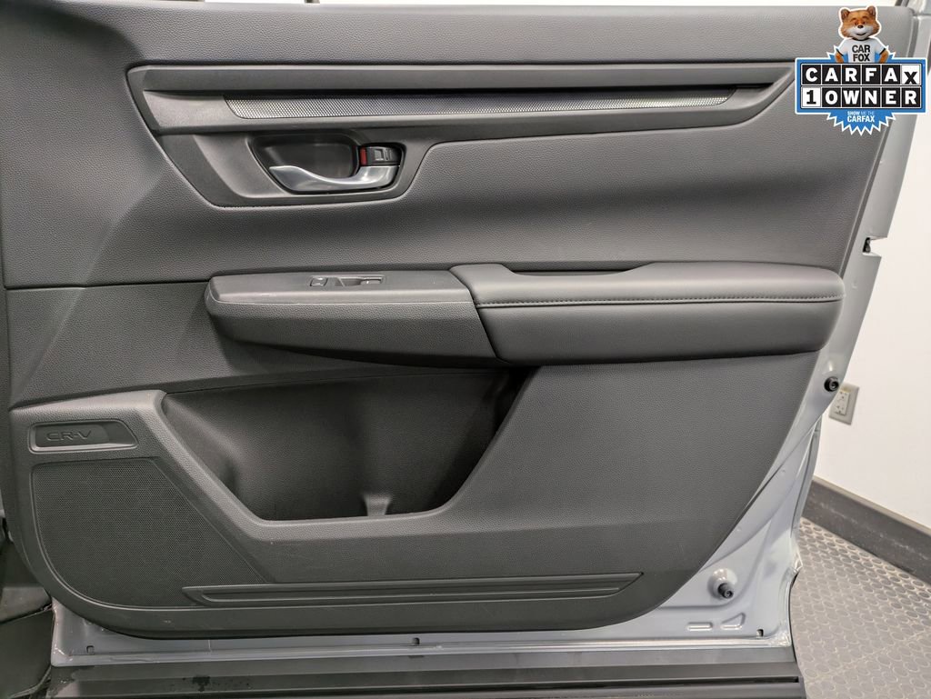 Used 2023 Honda CR-V LX image 27