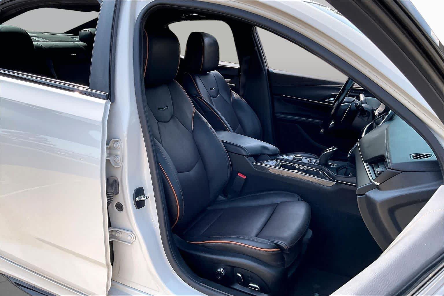 Used 2023 Cadillac CT4 V w/ Climate Package RWD image 9
