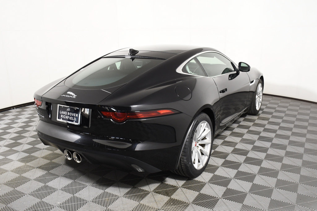 Used 2018 Jaguar F-TYPE Coupe RWD image 6