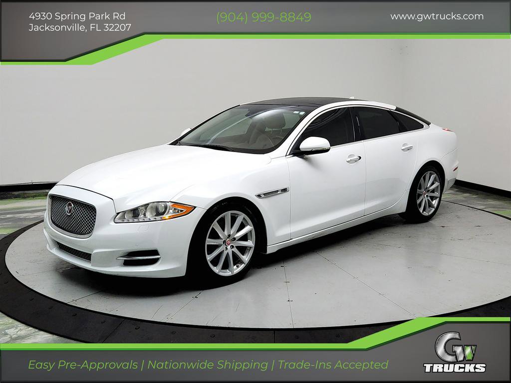 Used 2015 Jaguar XJ image 1