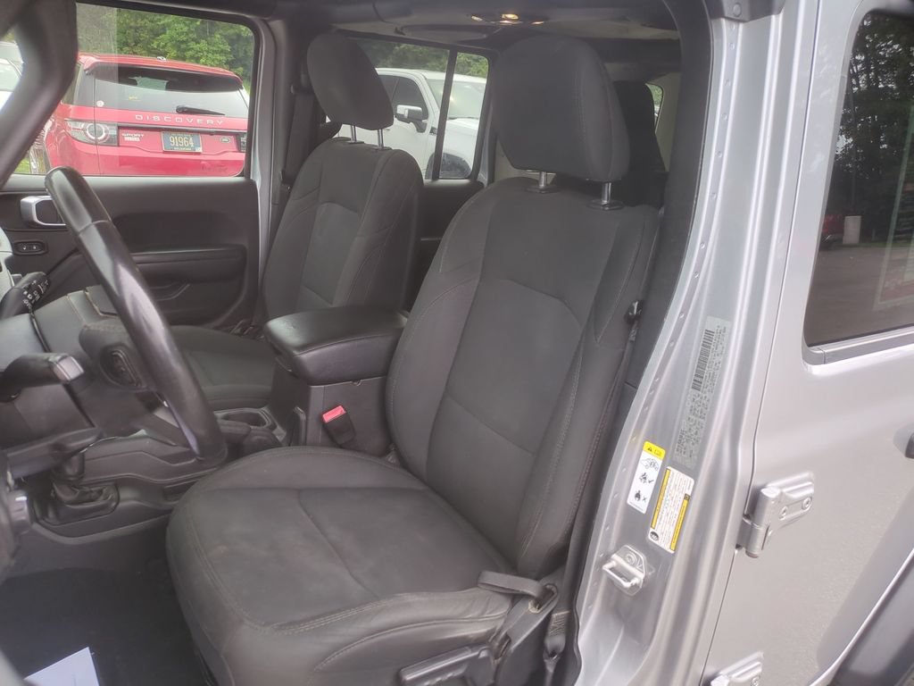 Used 2019 Jeep Wrangler Unlimited Sport S AWD/4WD image 13