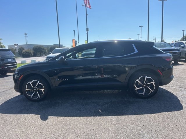 New 2026 Chevrolet Equinox EV LT image 6