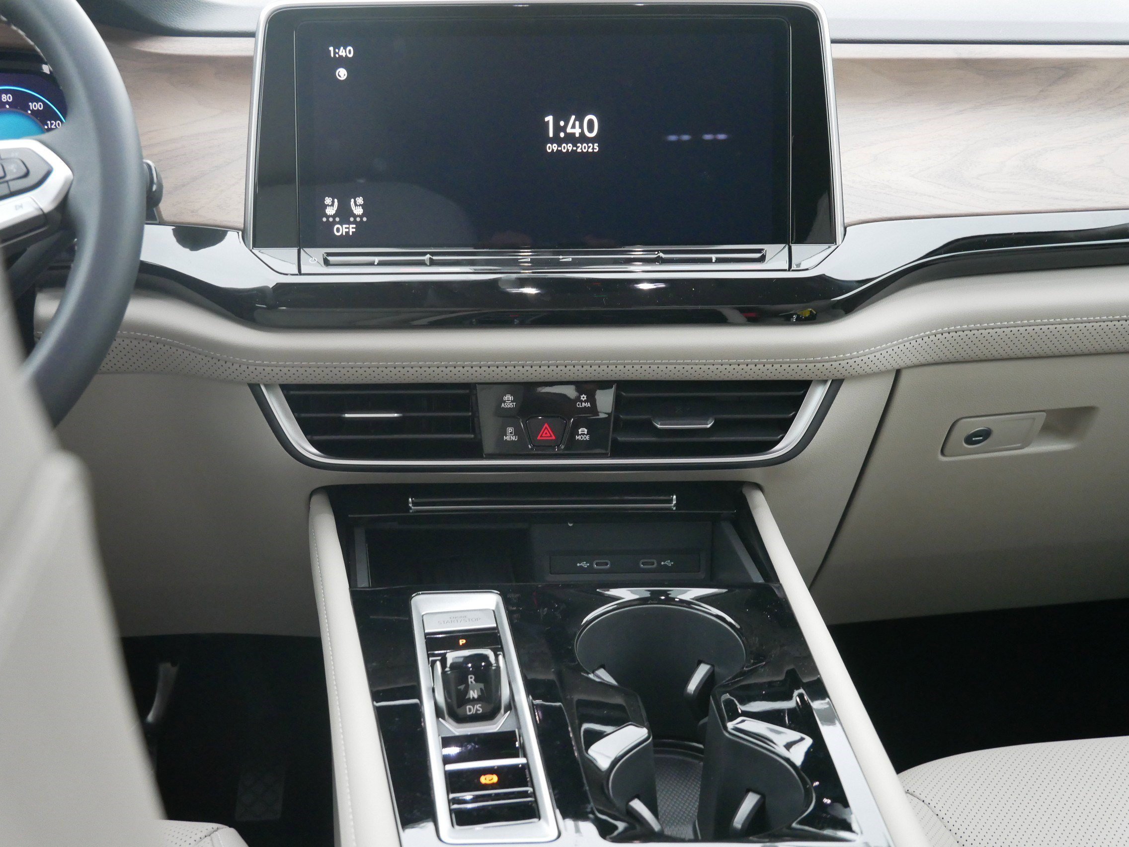 New 2026 Volkswagen Atlas SE AWD/4WD image 12