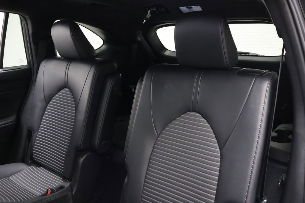 Used 2025 Toyota Highlander XSE image 18