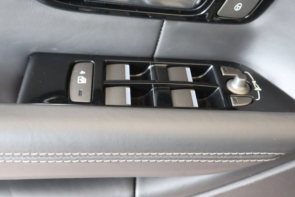 Used 2019 Land Rover Range Rover Evoque HSE Dynamic AWD/4WD image 10