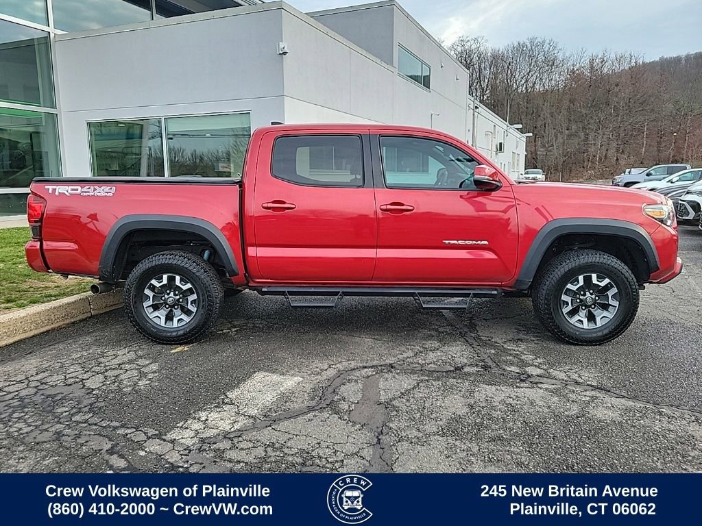 Used 2019 Toyota Tacoma TRD Off-Road image 39