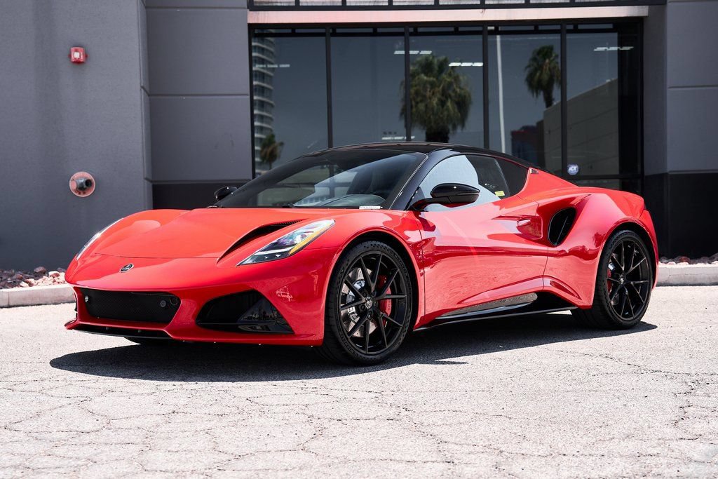 Used 2025 Lotus Emira RWD image 6