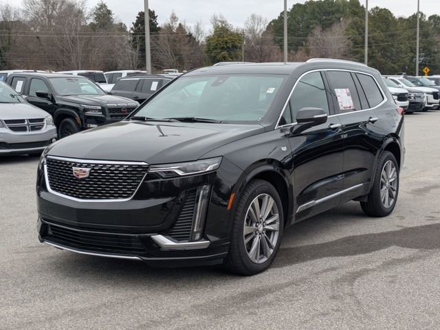Used 2025 Cadillac XT6 Premium Luxury image 5