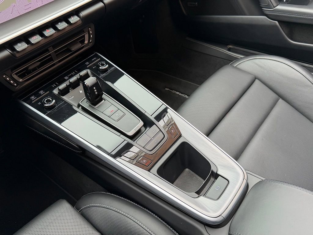 Certified 2022 Porsche 911 Turbo image 16