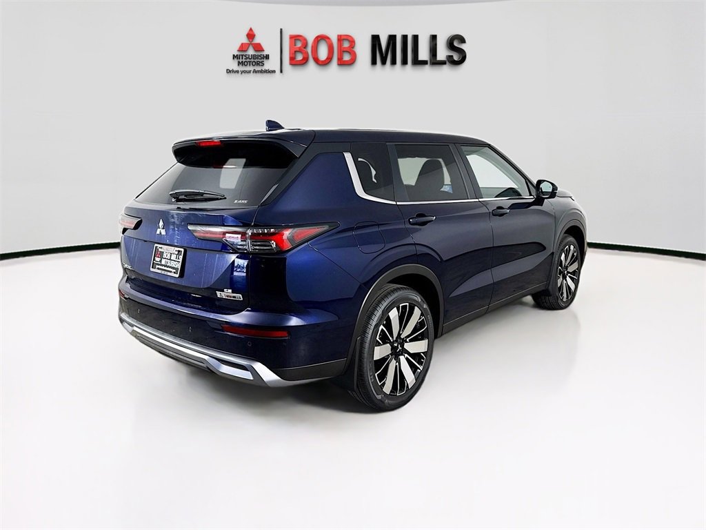 New 2025 Mitsubishi Outlander SE image 7