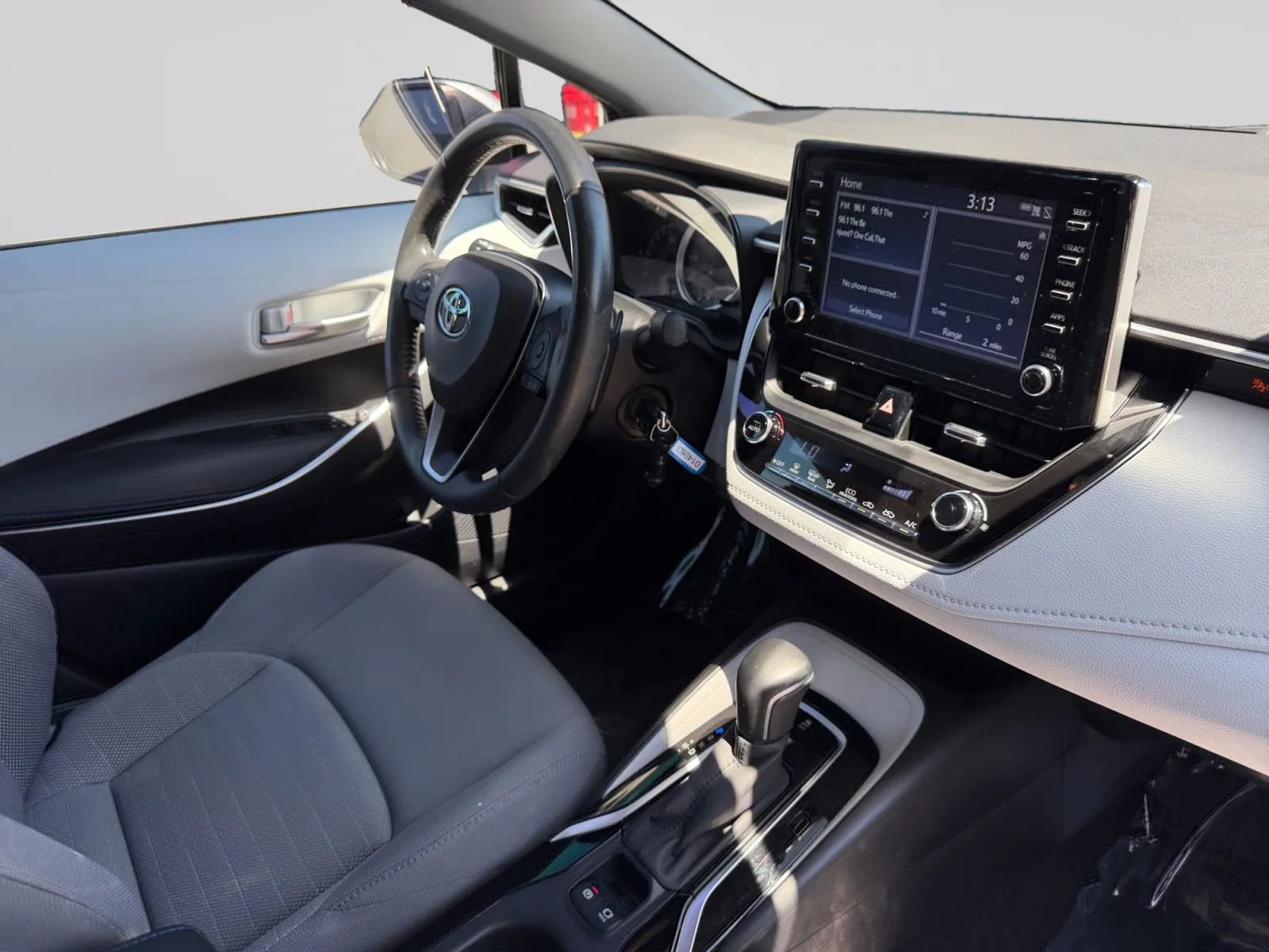 Used 2020 Toyota Corolla SE FWD image 36