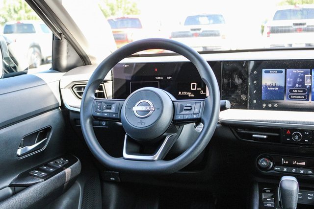 New 2026 Nissan Kicks SV image 16