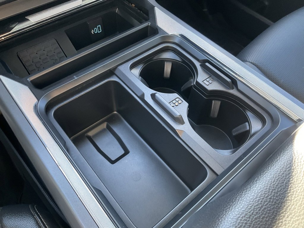 Used 2024 Ford F250 Lariat w/ Sport Appearance Package image 13