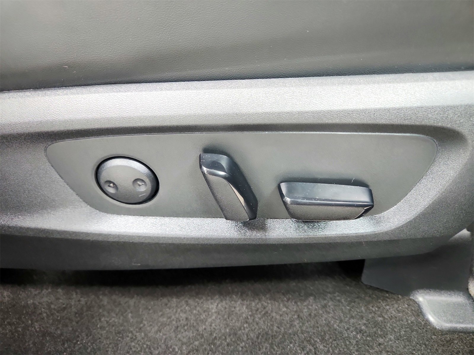 Used 2024 Nissan Pathfinder Platinum w/ Lighting Package (N93) image 42