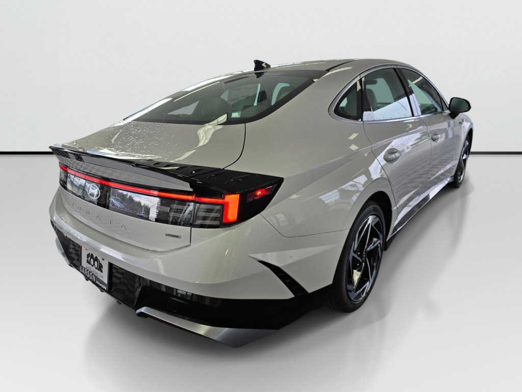 New 2026 Hyundai Sonata SEL AWD/4WD image 4