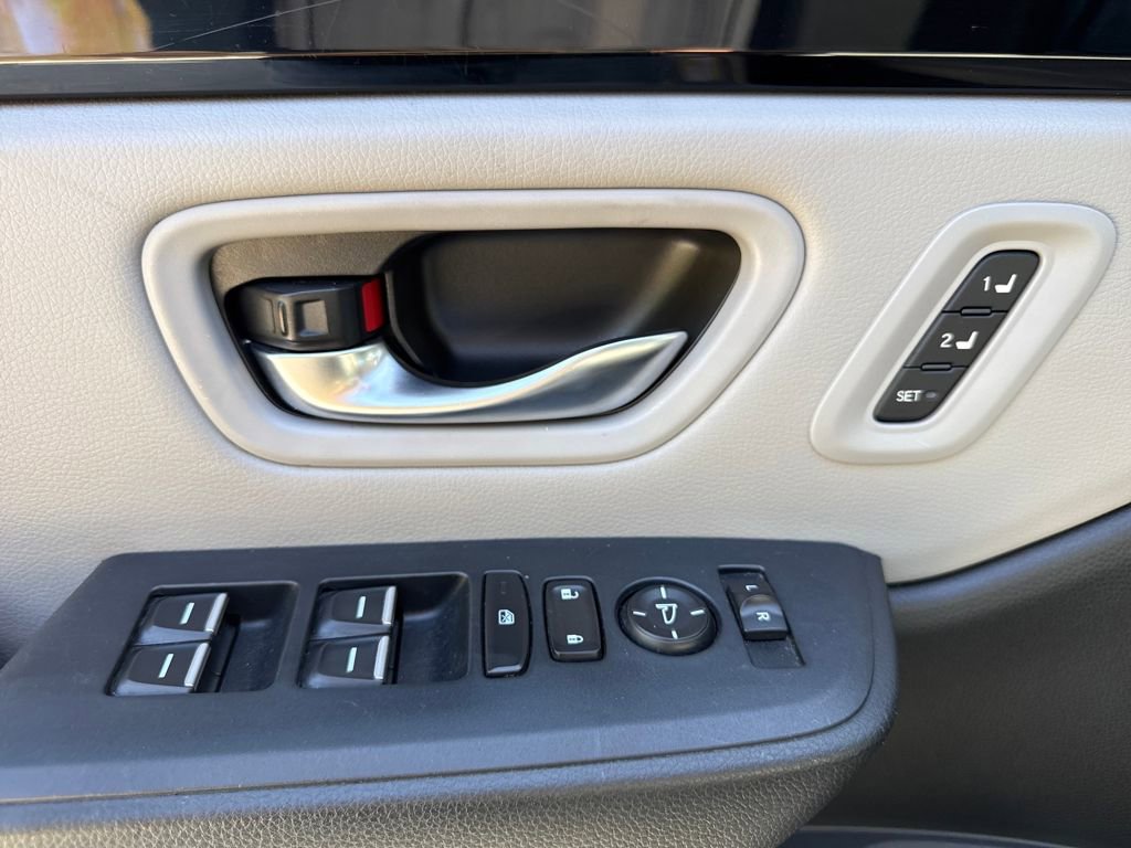 Used 2023 Honda Pilot EX-L image 15