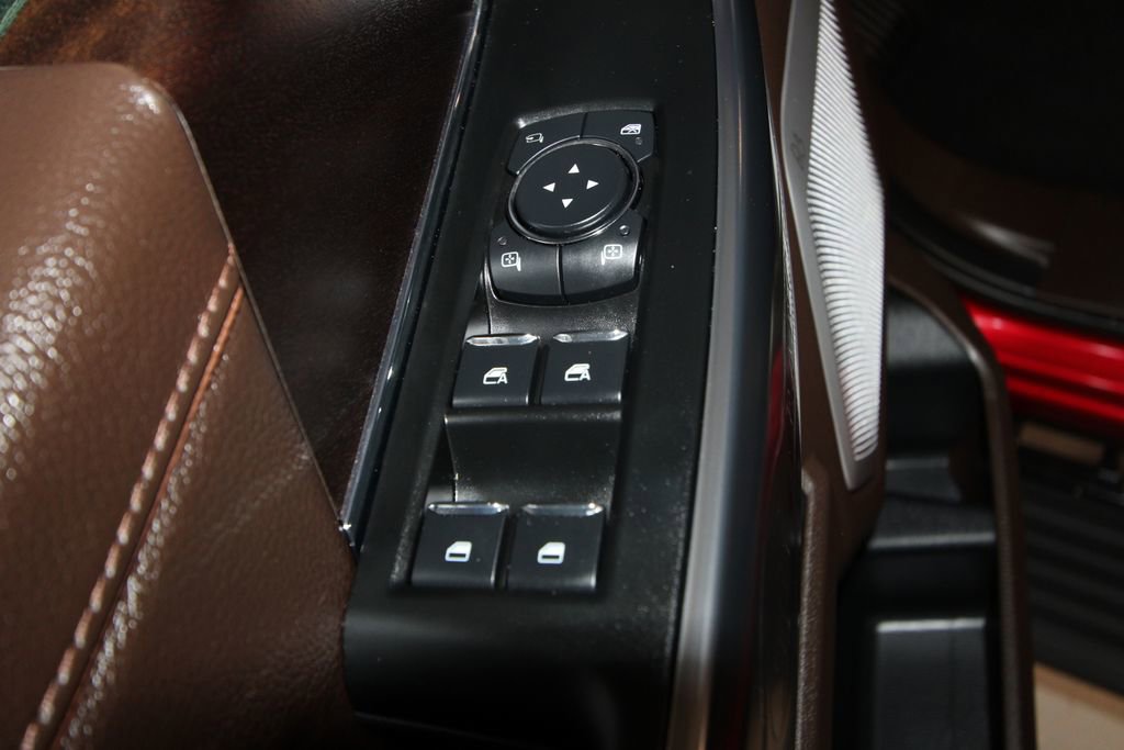Used 2025 Ford F150 King Ranch w/ FX4 Off-Road Package AWD/4WD image 6