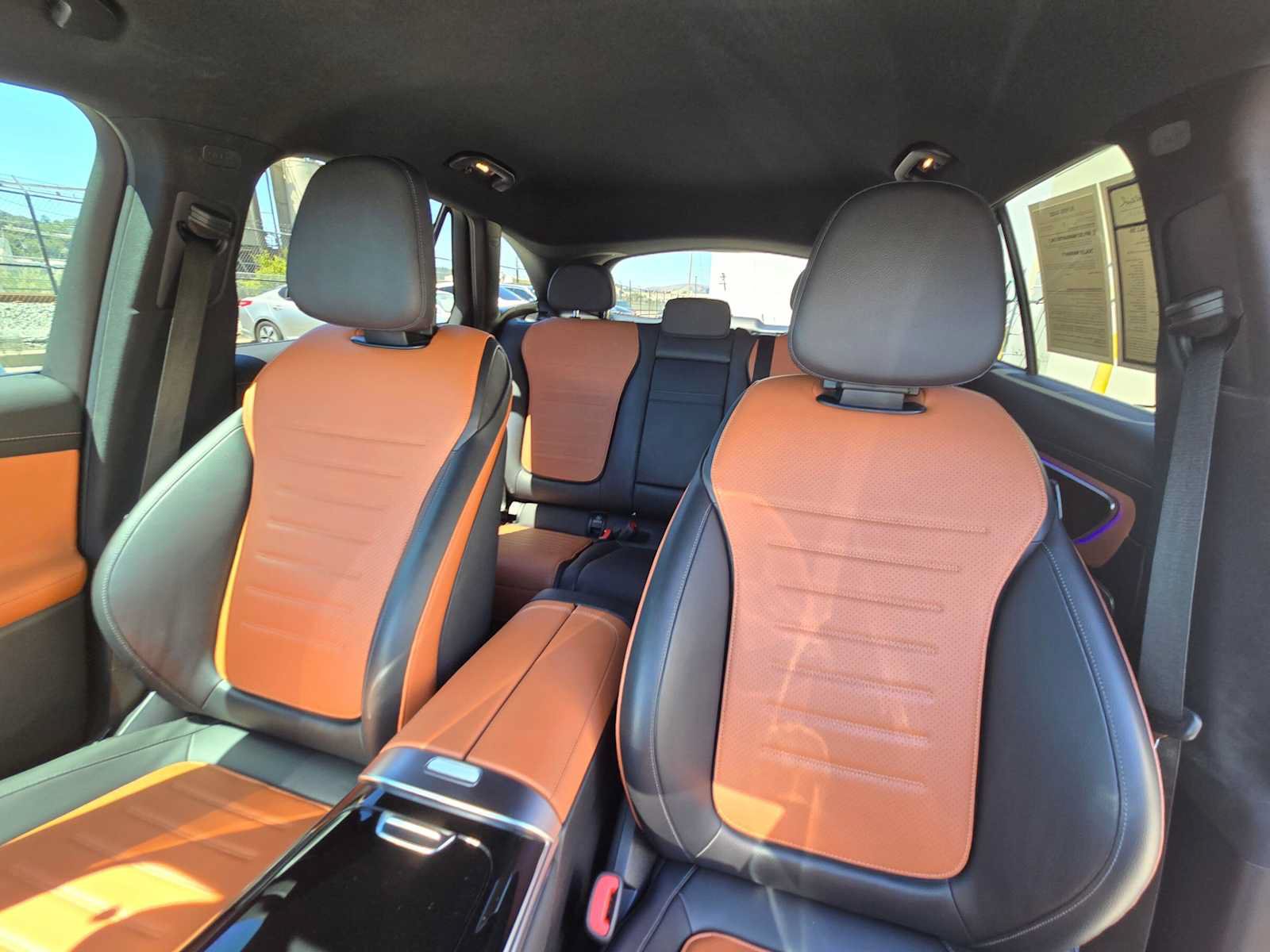 Used 2024 Mercedes-Benz GLC 300 4MATIC image 22
