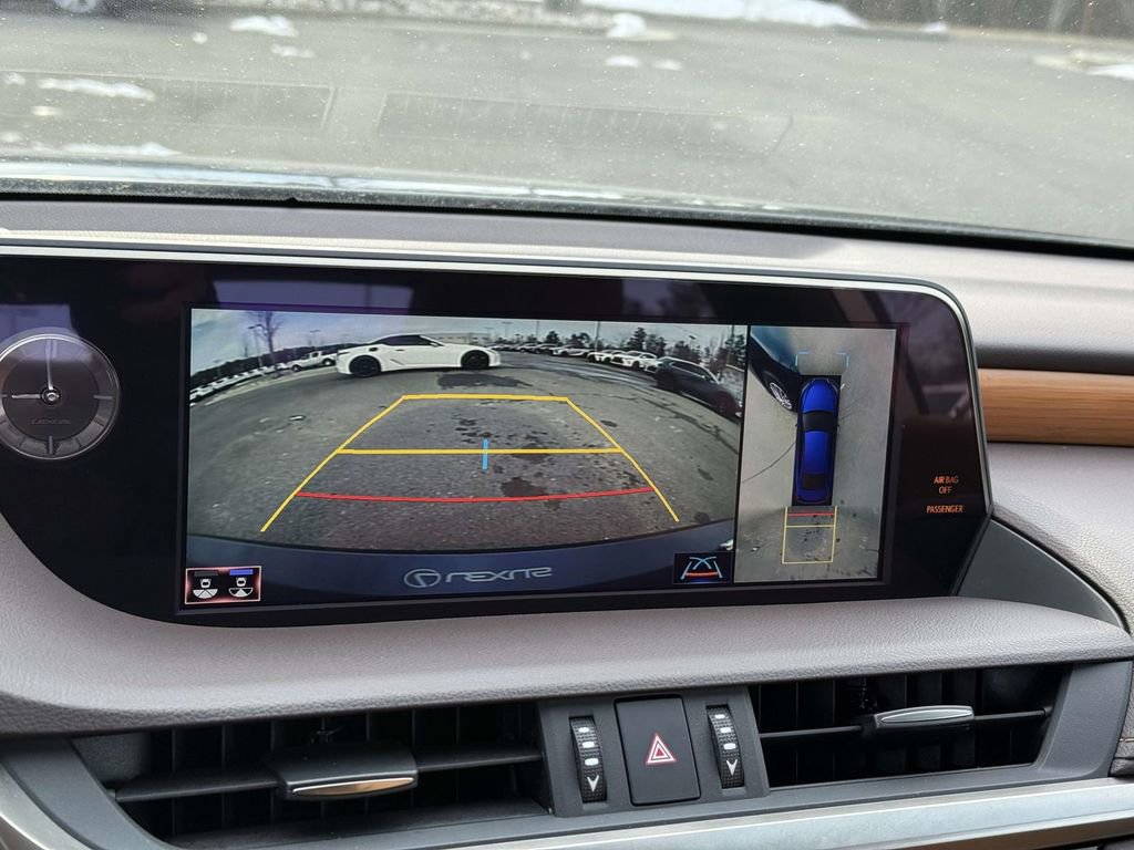 Used 2019 Lexus ES 350 Ultra Luxury w/ Accessory Package 2 image 11