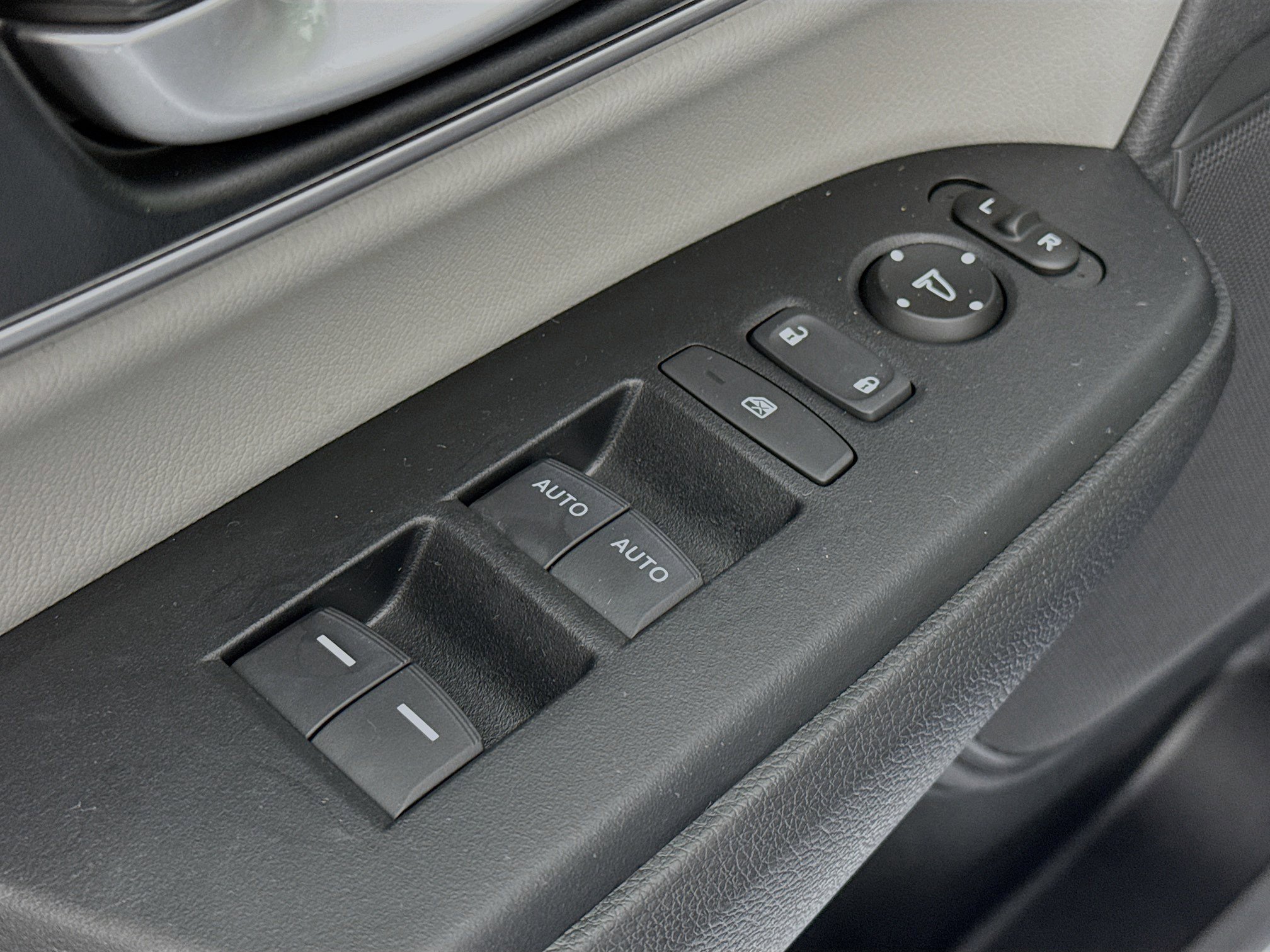 Certified 2019 Honda CR-V EX-L image 17