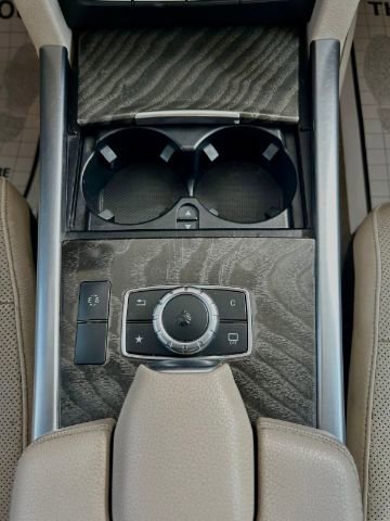 Used 2016 Mercedes-Benz E 400 Sedan w/ Lighting Package image 16