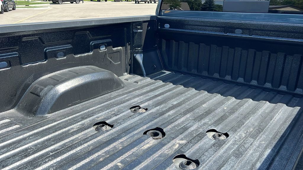 Used 2020 Chevrolet Silverado 2500 LTZ w/ LTZ Plus Package image 40