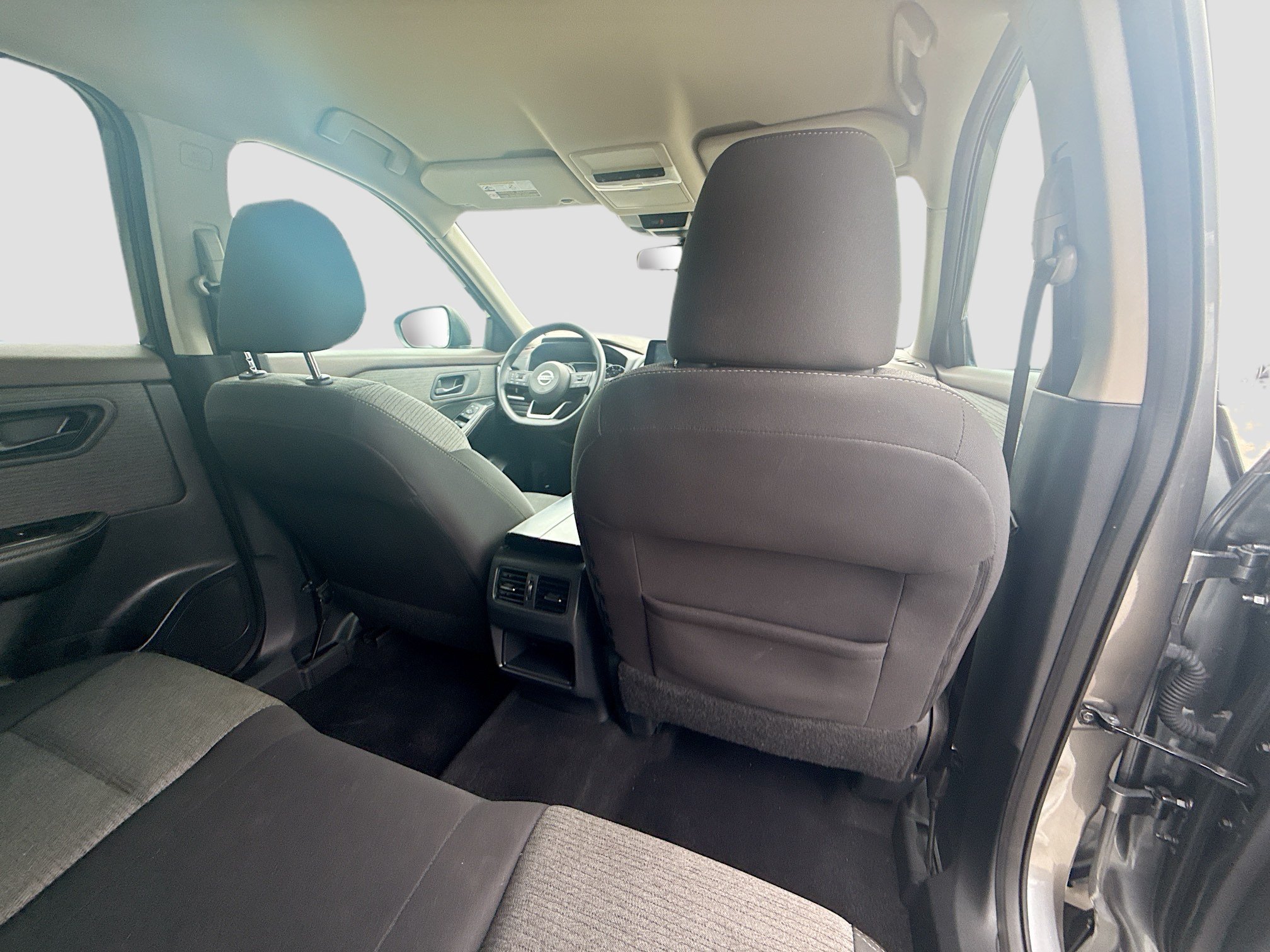 Used 2021 Nissan Rogue S FWD image 29