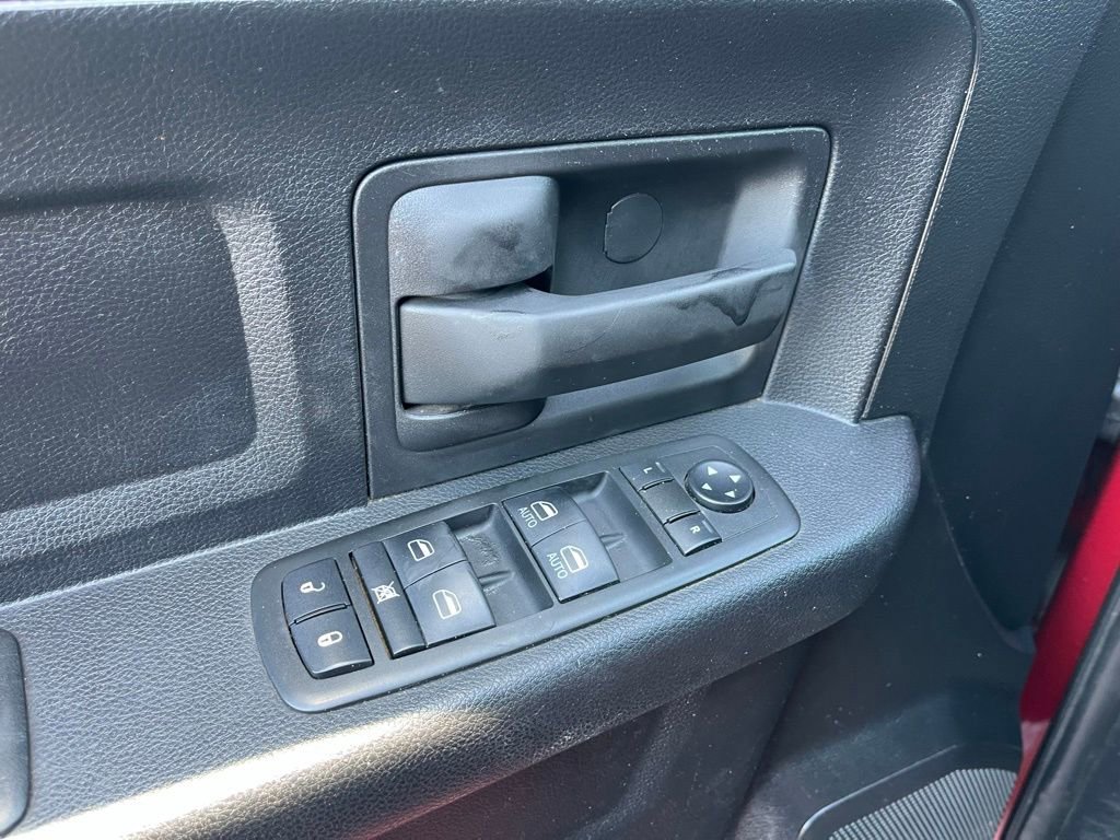 Used 2014 RAM 3500 Tradesman w/ Chrome Appearance Group image 25