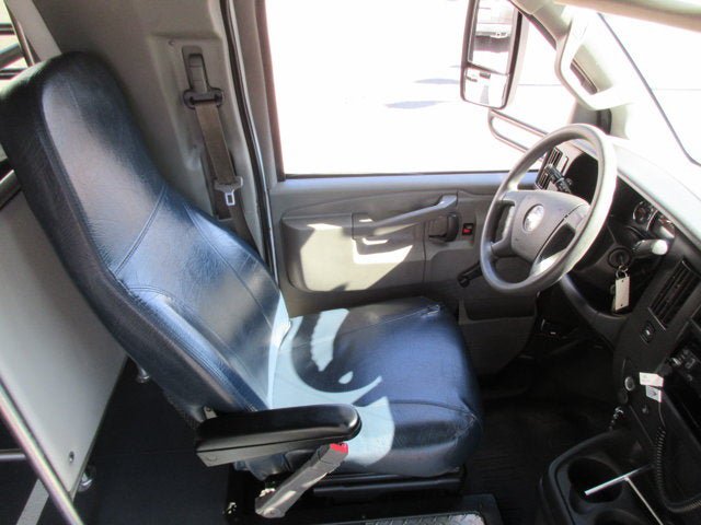 Used 2022 Chevrolet Express 3500 w/ Shuttle Bus Package RWD image 15