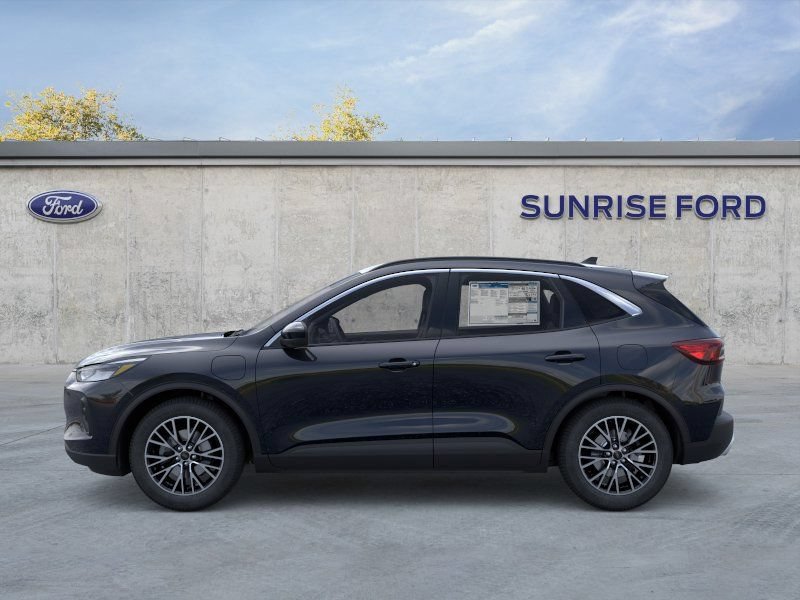 New 2025 Ford Escape SE w/ Class II Trailer Tow Package FWD image 3