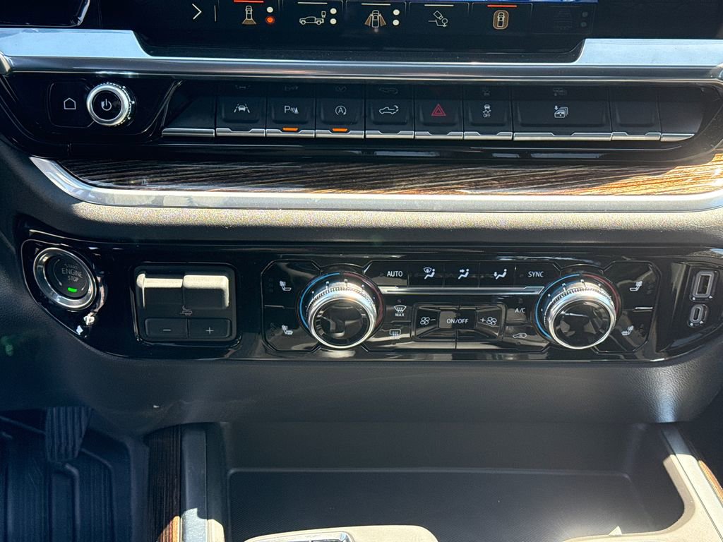 New 2026 GMC Sierra 1500 Elevation w/ Elevation Premium Package AWD/4WD image 25