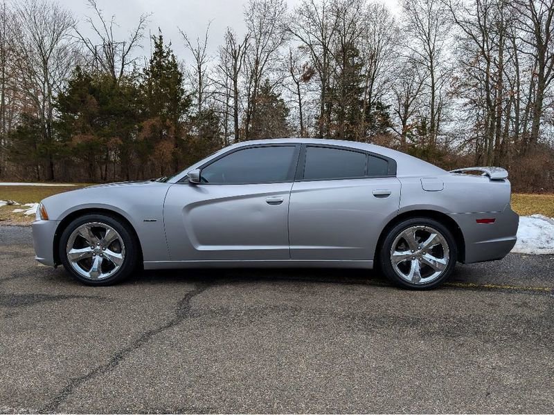 Used 2014 Dodge Charger R/T w/ Wheels & Tunes Group image 9
